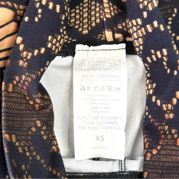 NIYAMA SOL | Colette Barefoot Leggings - Picture 6 of 7